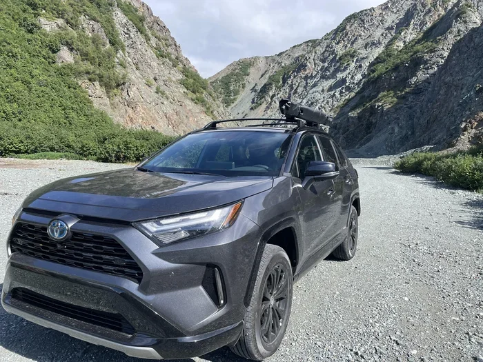 How Many Km Does the Toyota Hybrid 18 Gallon Travel